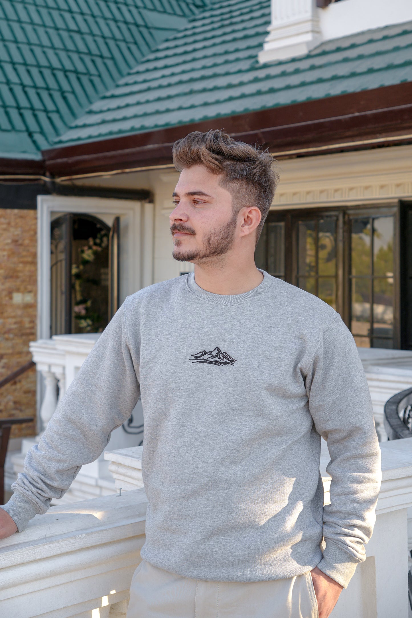 GREY CREW NECK PREMIUM SWEATSHIRT | UNISEX