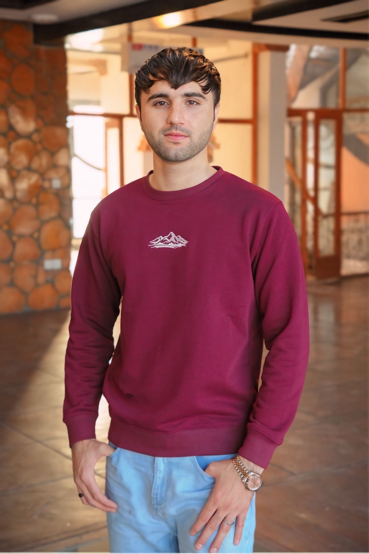 Rich Maroon Crewneck Sweatshirt for Everyday Comfort